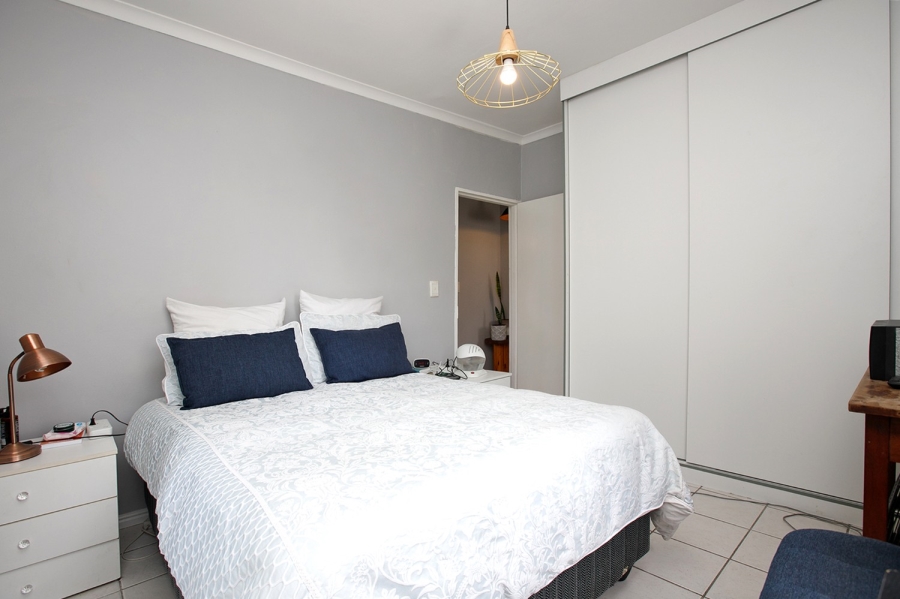 To Let 2 Bedroom Property for Rent in Wynberg Western Cape
